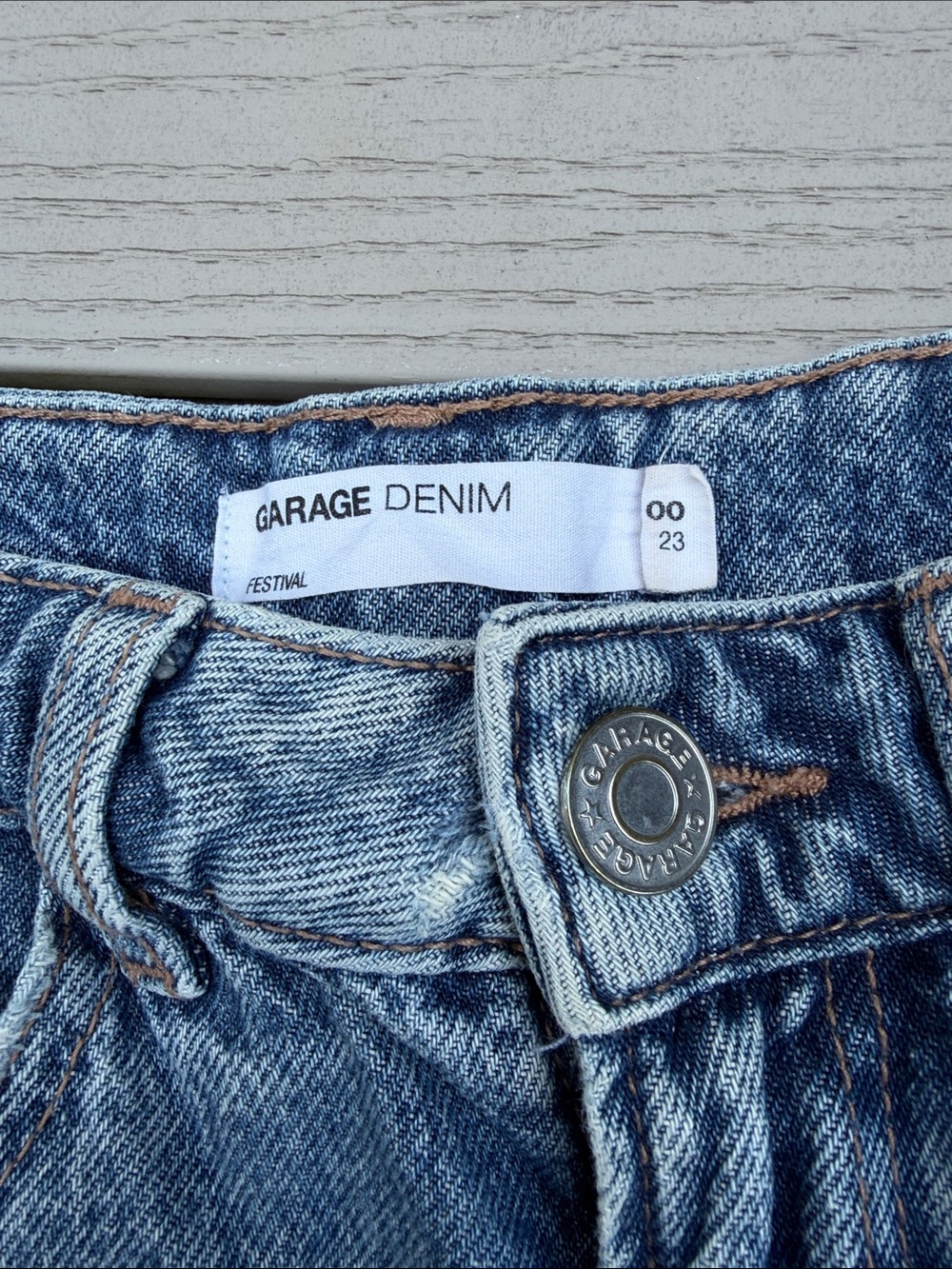 Garage Denim Distressed Women's Shorts Size 00 23 High-Rise - Picture 3 of 4